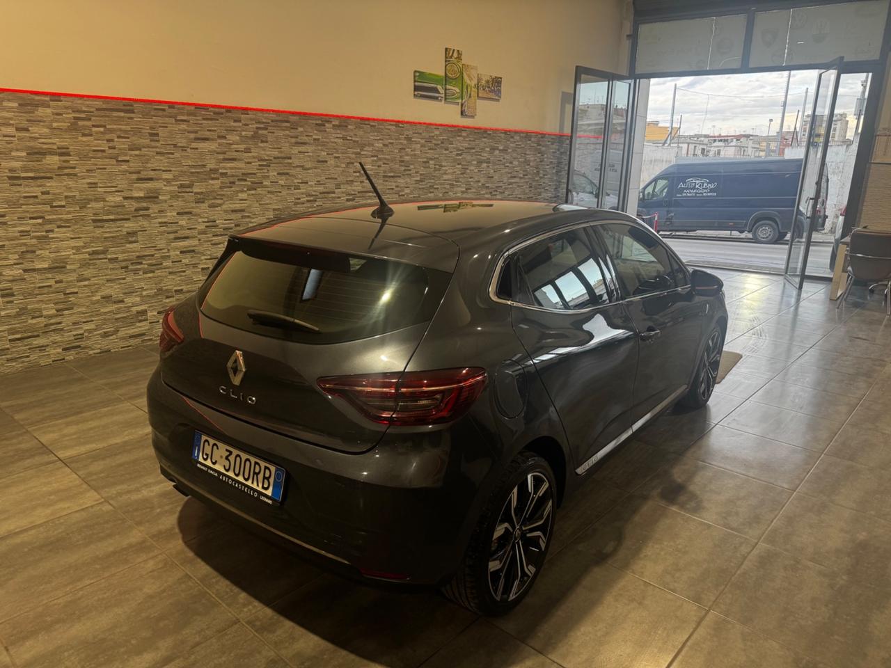 Renault Clio TCe 12V 100 CV 5 porte Intens