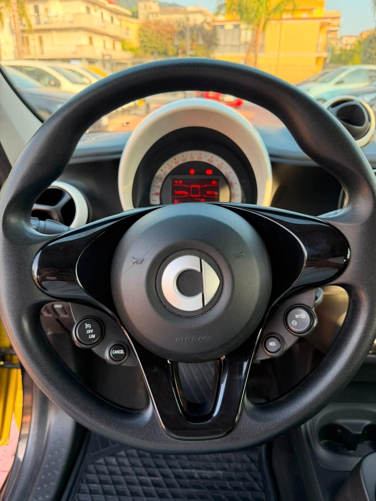 Smart ForFour 70 1.0 Youngster