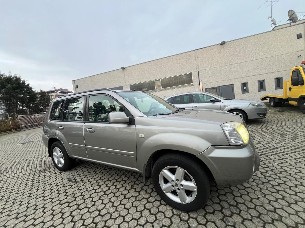 Nissan X-Trail 2.2 dCi Sport