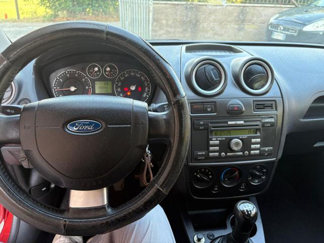 FORD Fiesta 1.2 16V 3p. Titanium