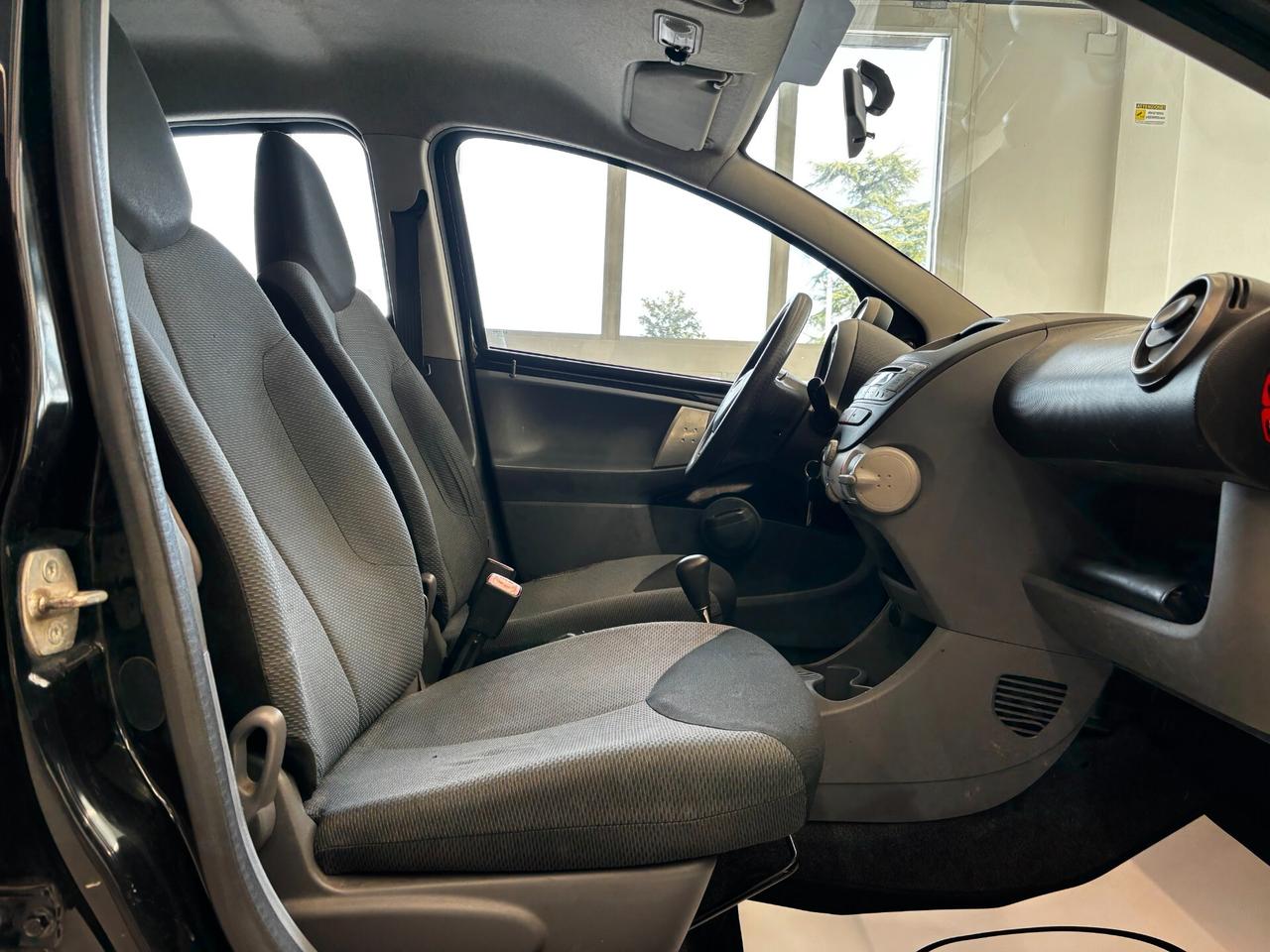 Toyota Aygo 1.0 5 porte Sol Automatica