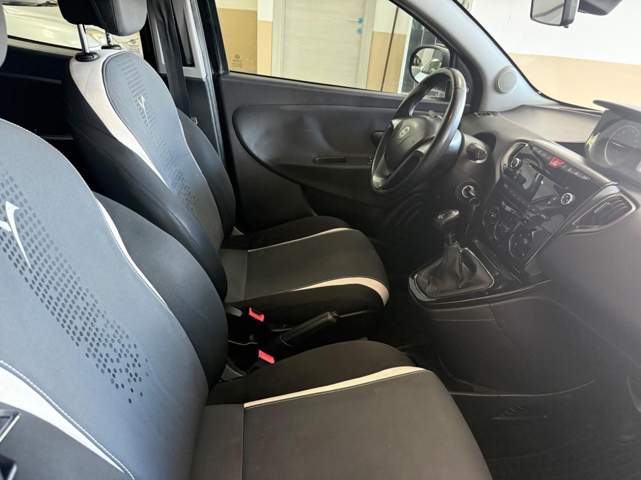 Lancia Ypsilon 1.3 MJT 16V 95 CV 5 porte S&S Platinum