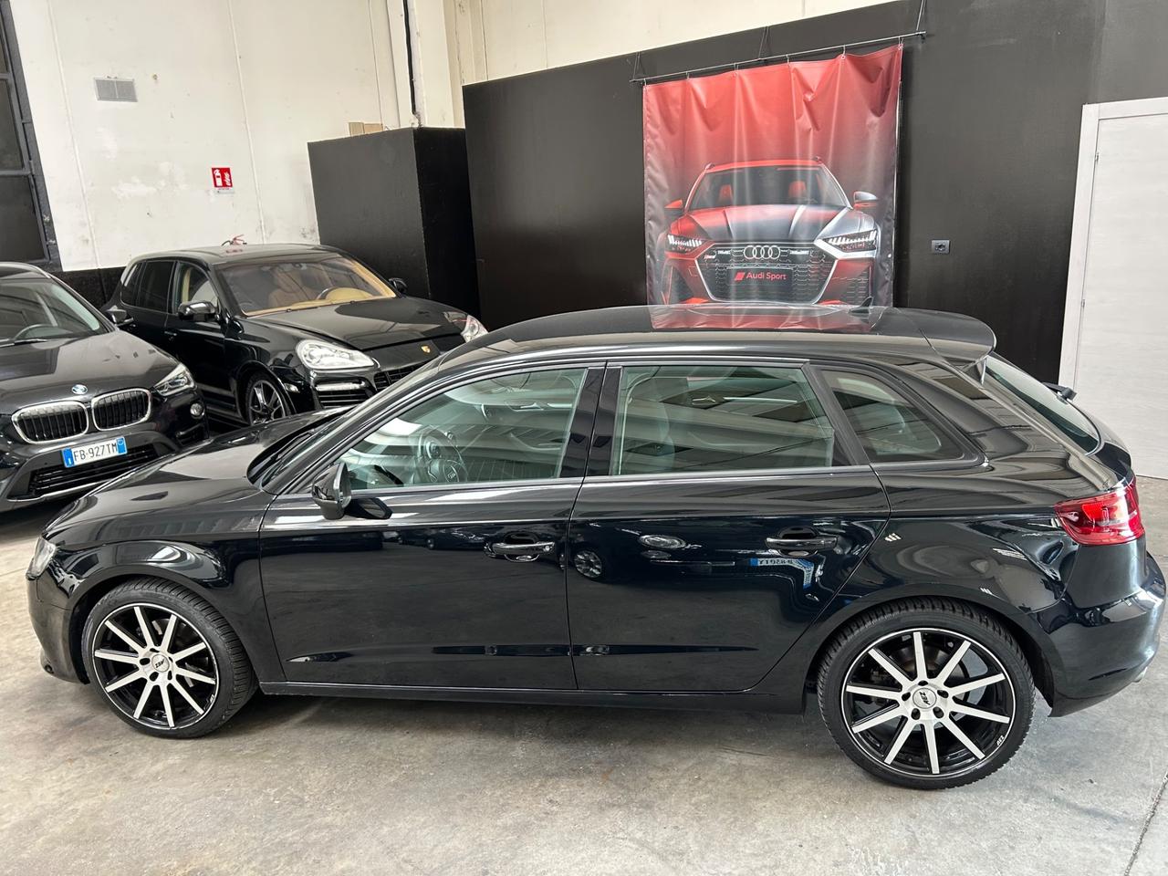 Audi A3 2.0 TDI 150cv S TRONIC automatica