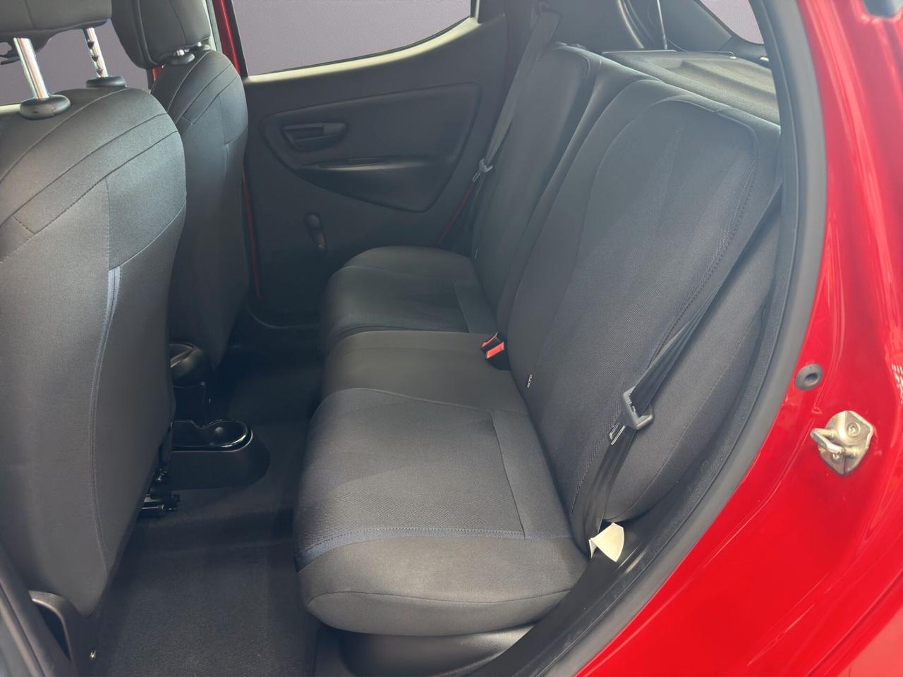 Lancia Ypsilon 1.0 FireFly 5 porte S&S Hybrid Ecochic Gold