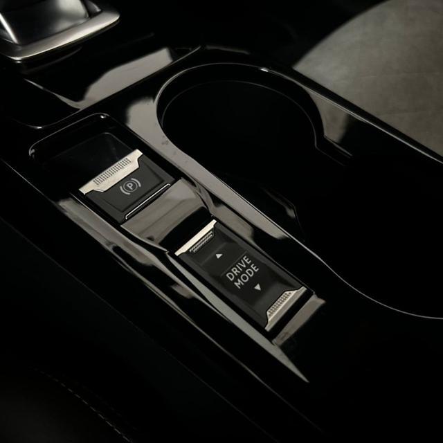 PEUGEOT 208 motore elettrico 136 CV 5 porte GT Pack