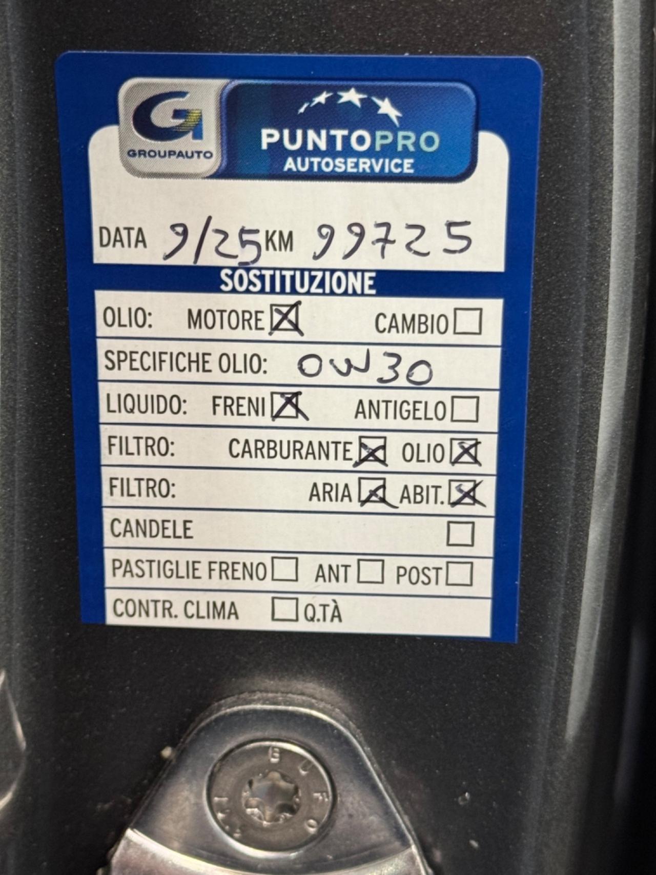 Jaguar E-Pace 2.0D 150 CV R-Dynamic Tetto