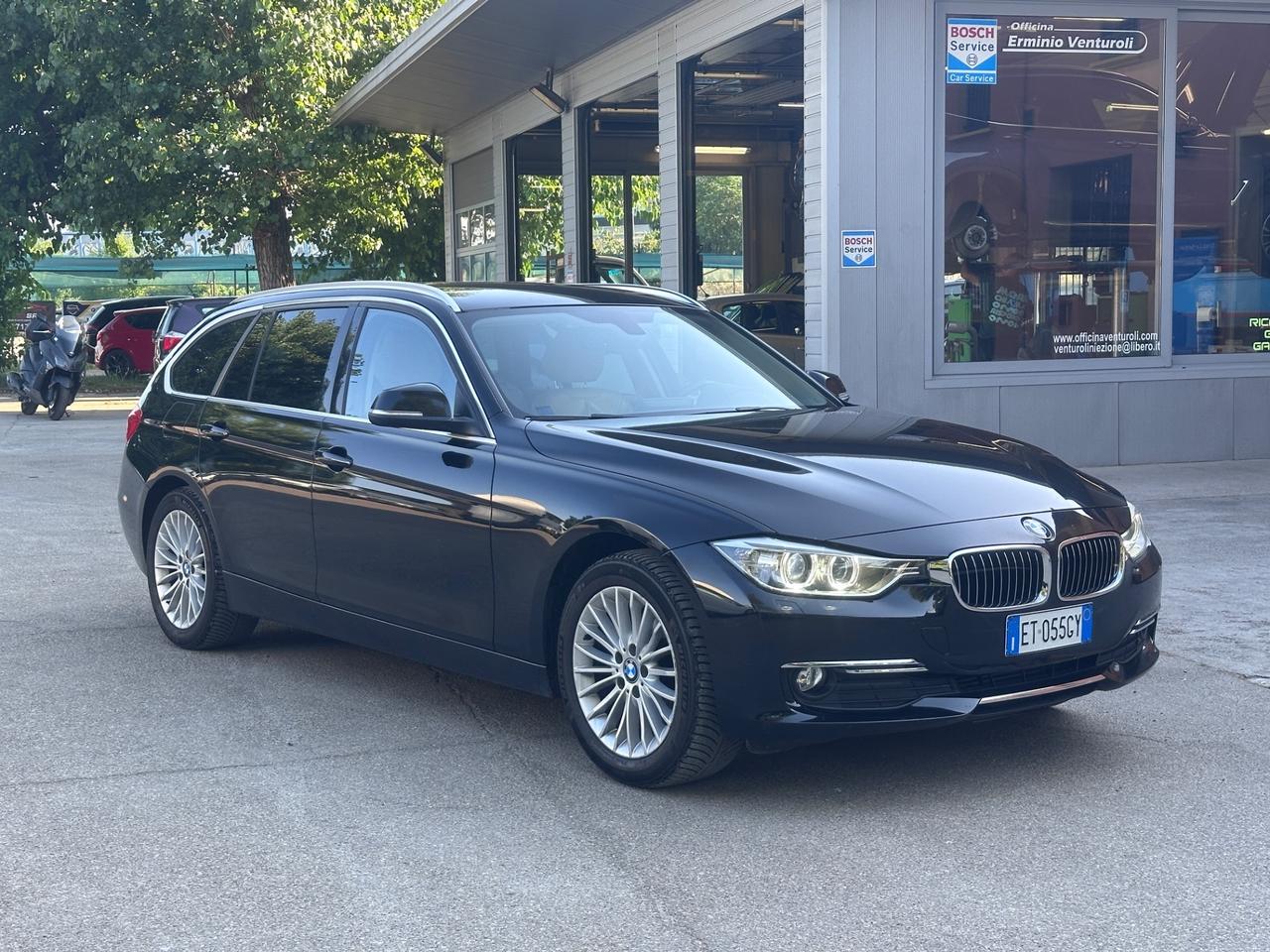 Bmw 320 320d xDrive Touring Luxury