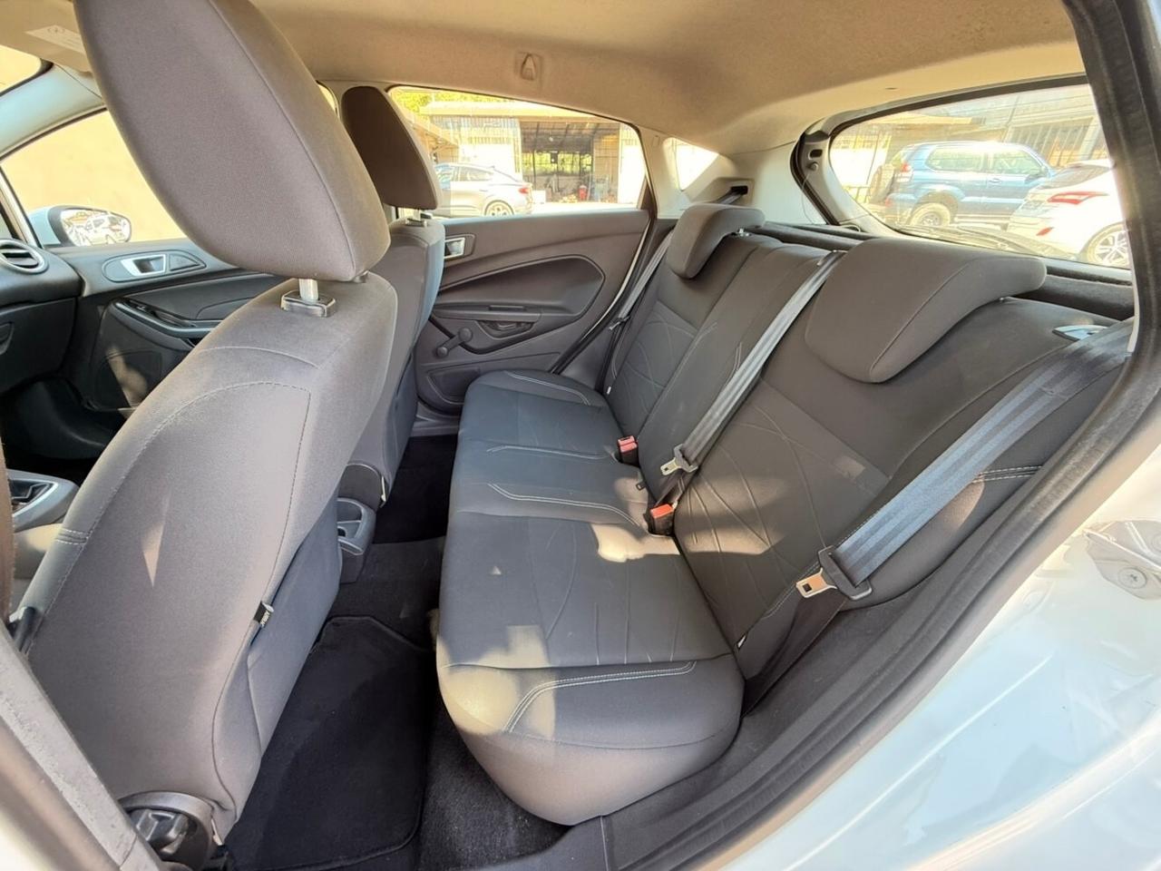 Ford Fiesta 1.5 TDCi 75CV 5 porte Titanium