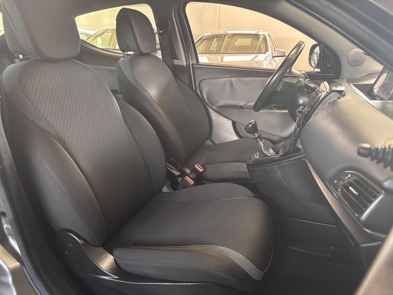 Lancia Ypsilon 1.2 B/GPL OK NEOPATENTATI