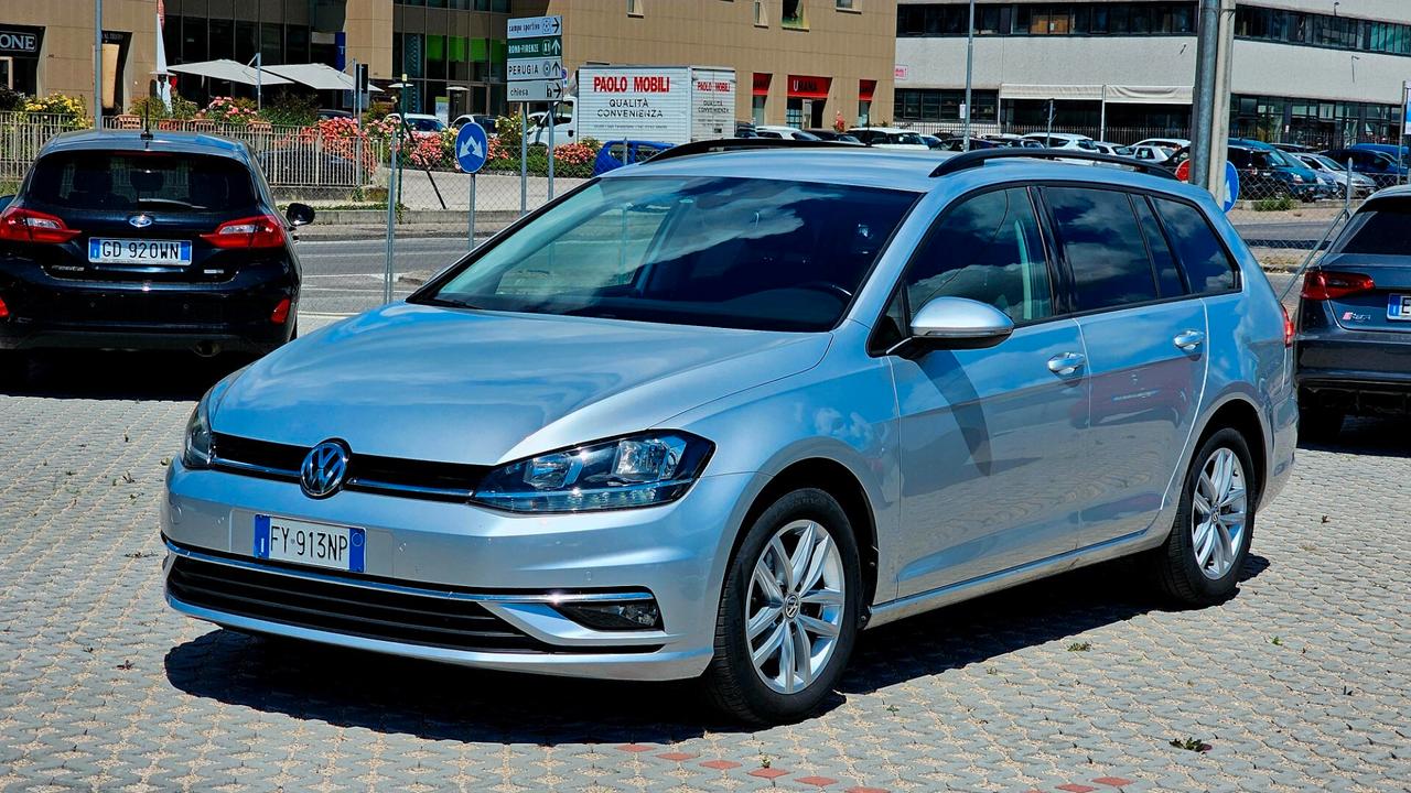 Volkswagen Golf Variant 2.0 TDI DSG Executive BlueMotion Tech.