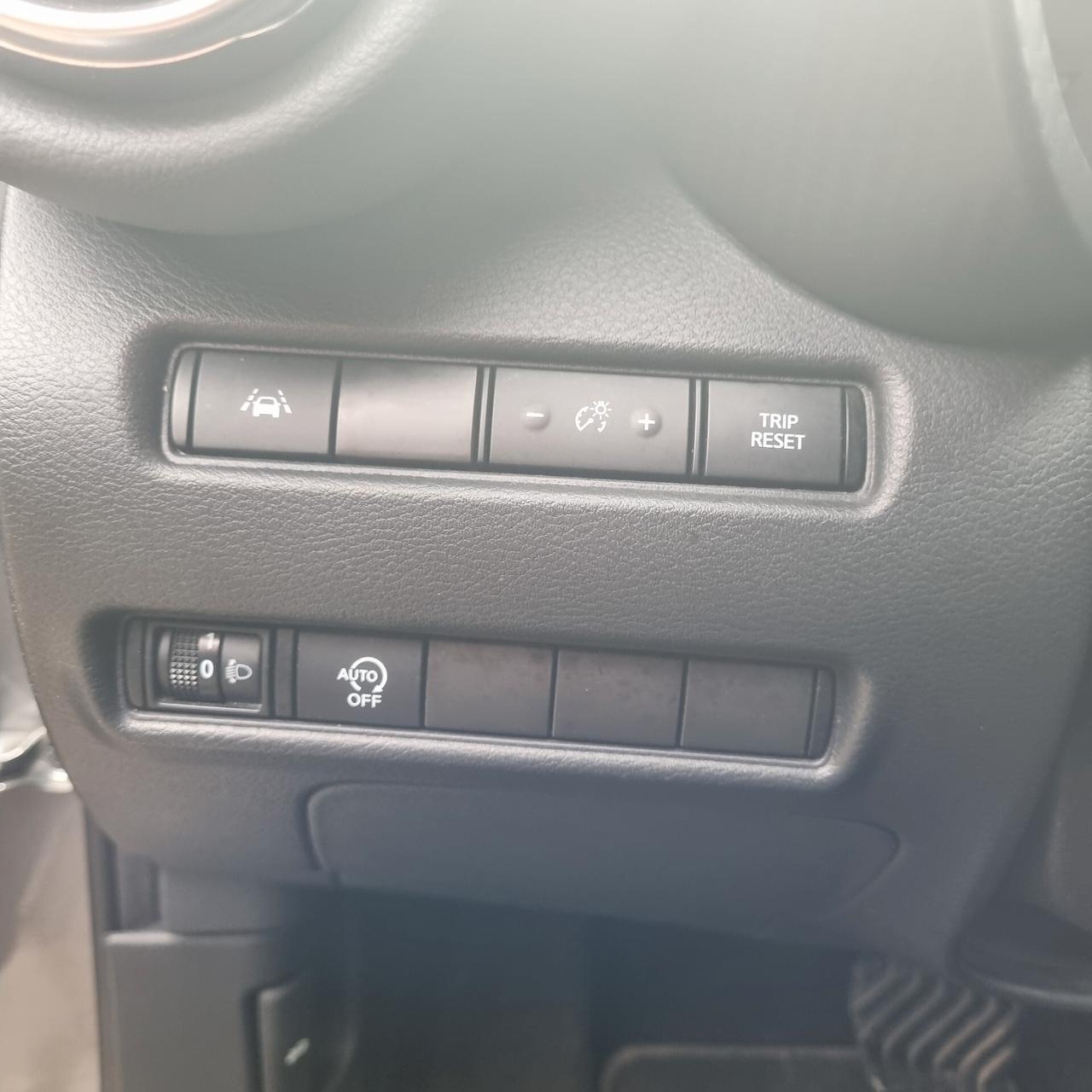 Nissan Juke 1.0 DIG-T 117 CV DCT Tekna