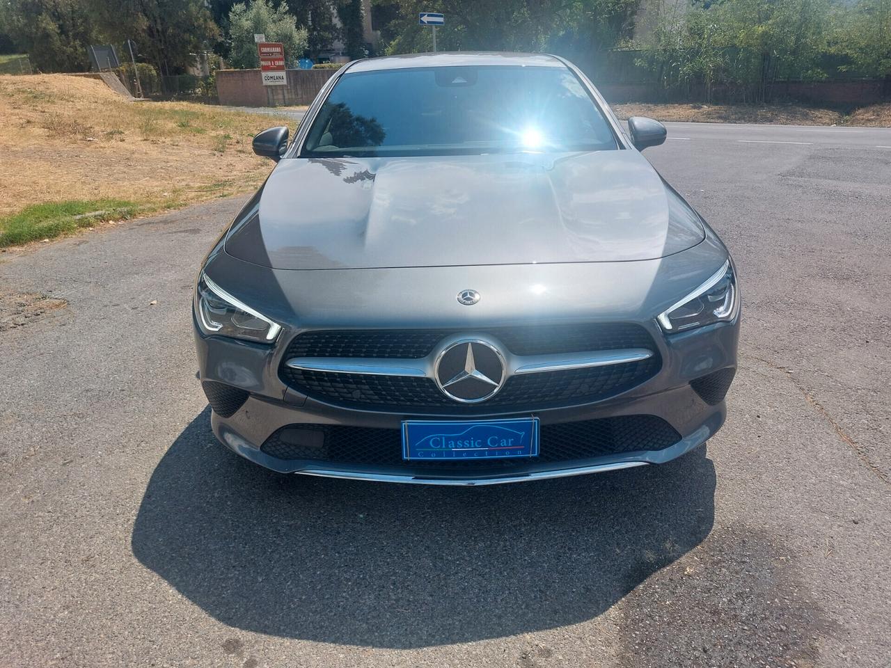 Mercedes-benz CLA 200 D automatico s .brake executive Km 2549 originali