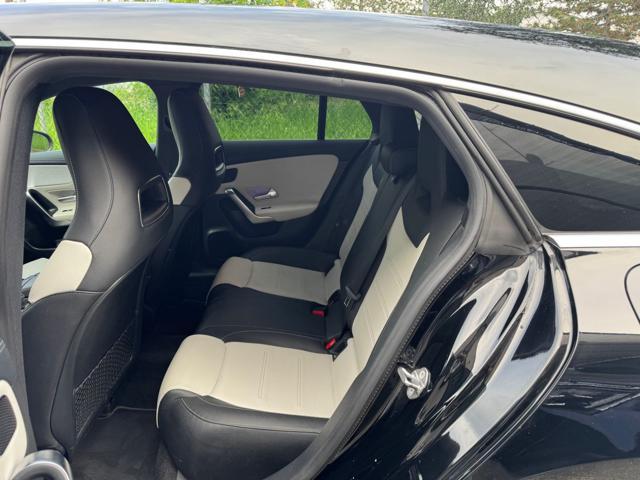 MERCEDES-BENZ CLA 200 d Automatic Shooting Brake Premium AMG