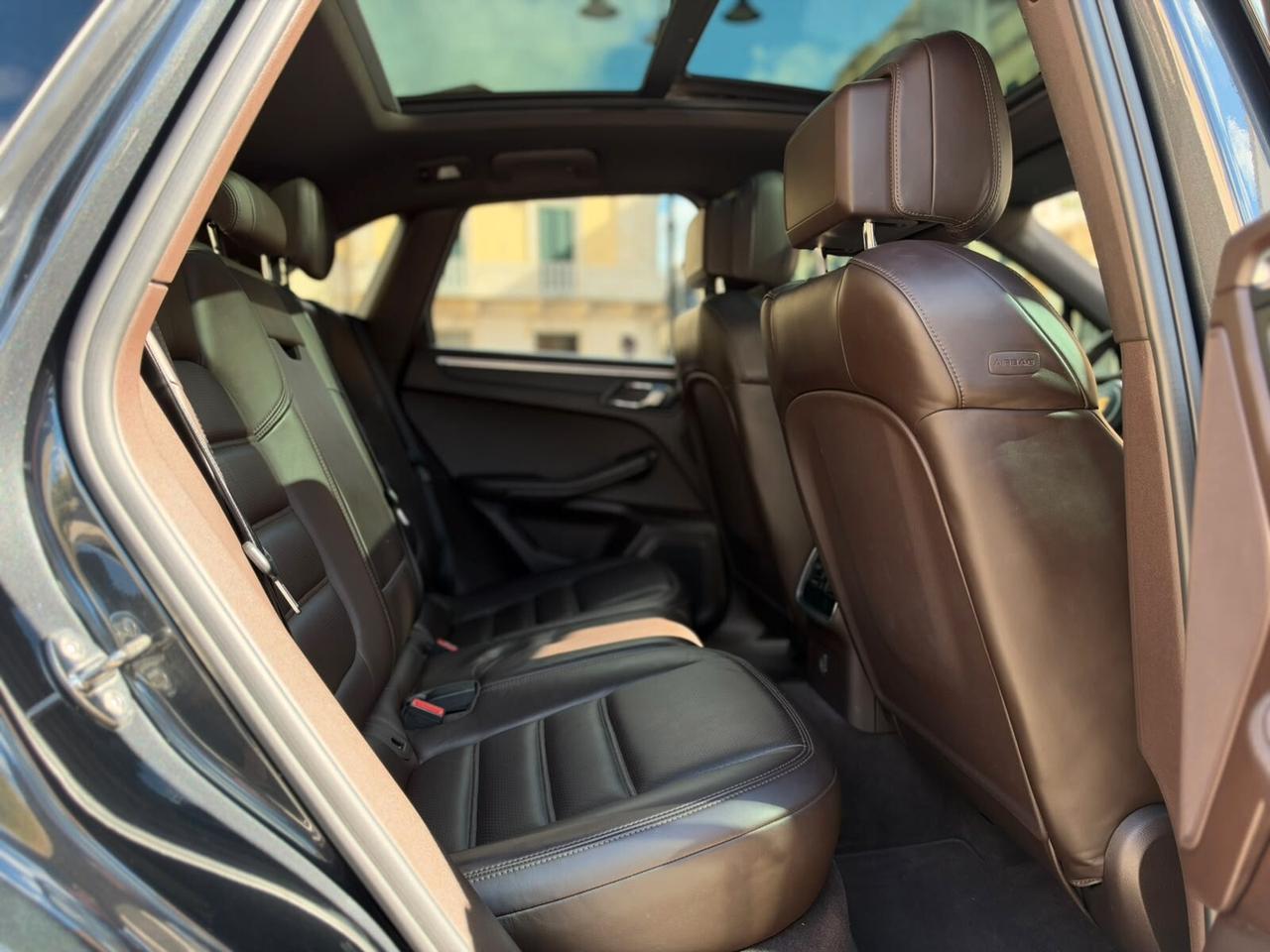 Porsche Macan 2.0 245 cv TURBO DESIGN TETTO SCARICHI
