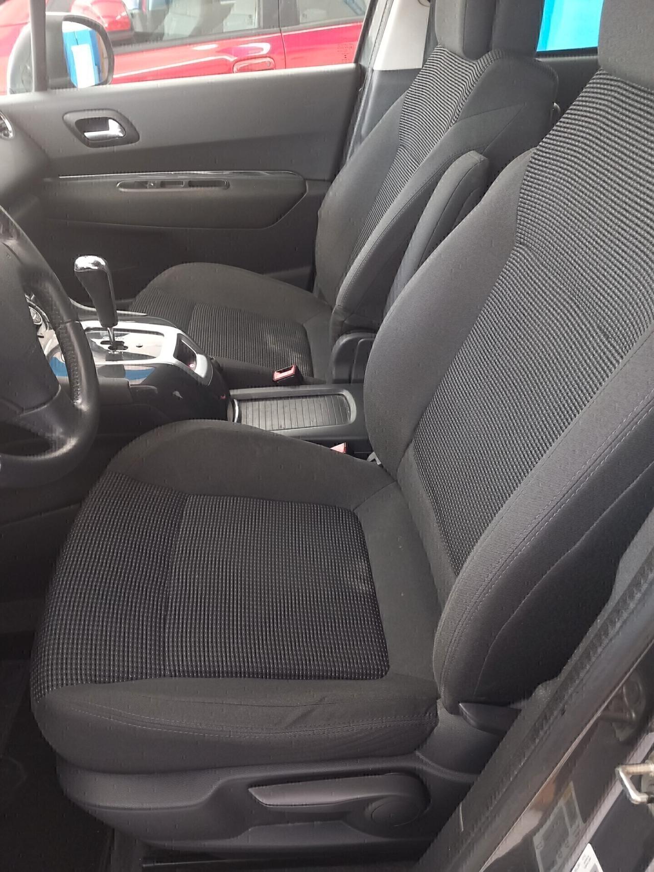 Peugeot 5008 1.6 diesel automatica 7 posti 152 mila km anno 2013