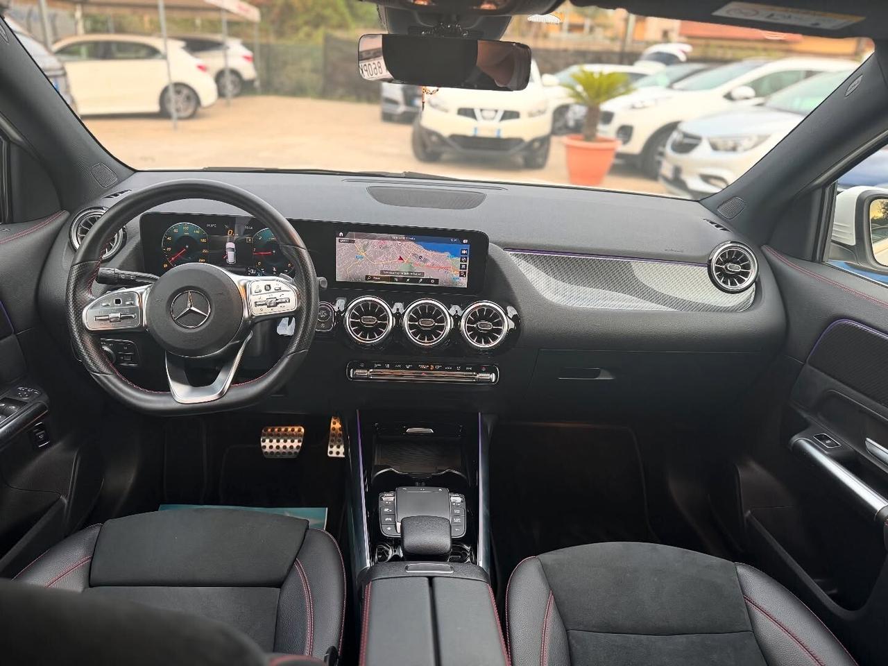 MERCEDES GLA 200d PREMIUM AMG