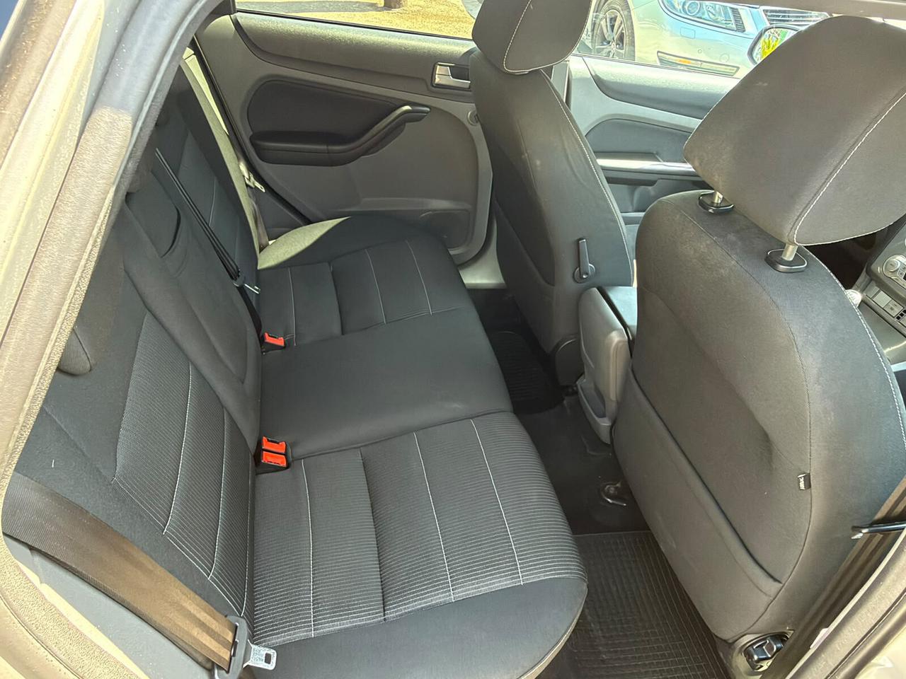 Ford Focus 1.6 TDCi (90CV) 5p. Tit. - Anno 2010