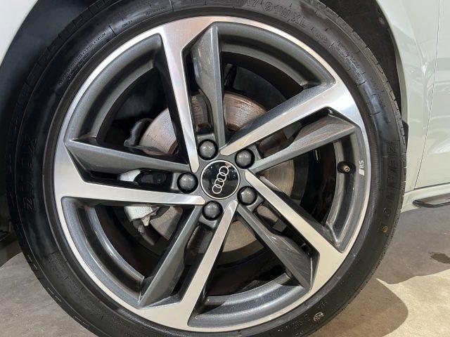 AUDI A1 SPB 30 TFSI 116 CV Identity Black S line "17 Sline