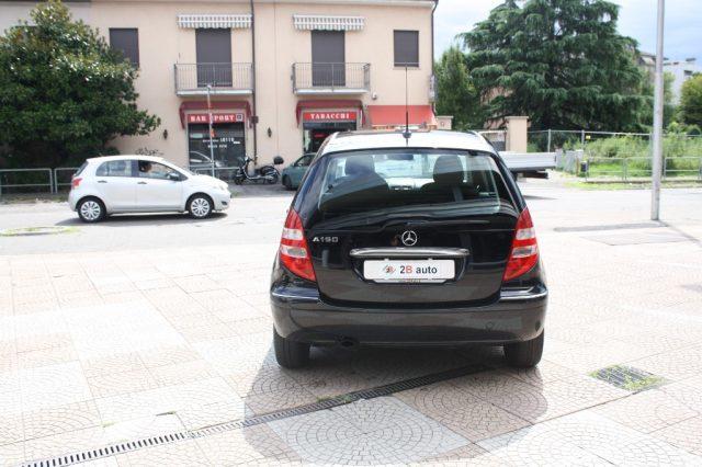 MERCEDES-BENZ A 150 BlueEFFICIENCY Elegance