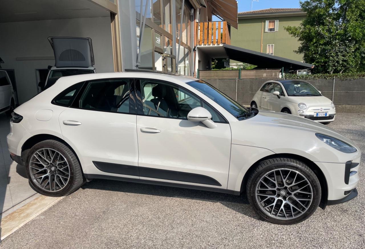 Porsche Macan 2.0 245 cv PDK
