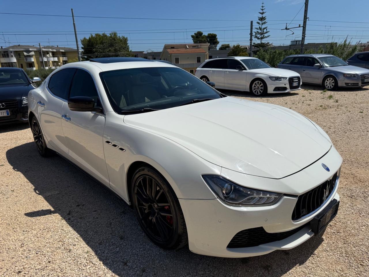 Maserati Ghibli V6 Diesel 275 CV 22.499€ PERMUTE