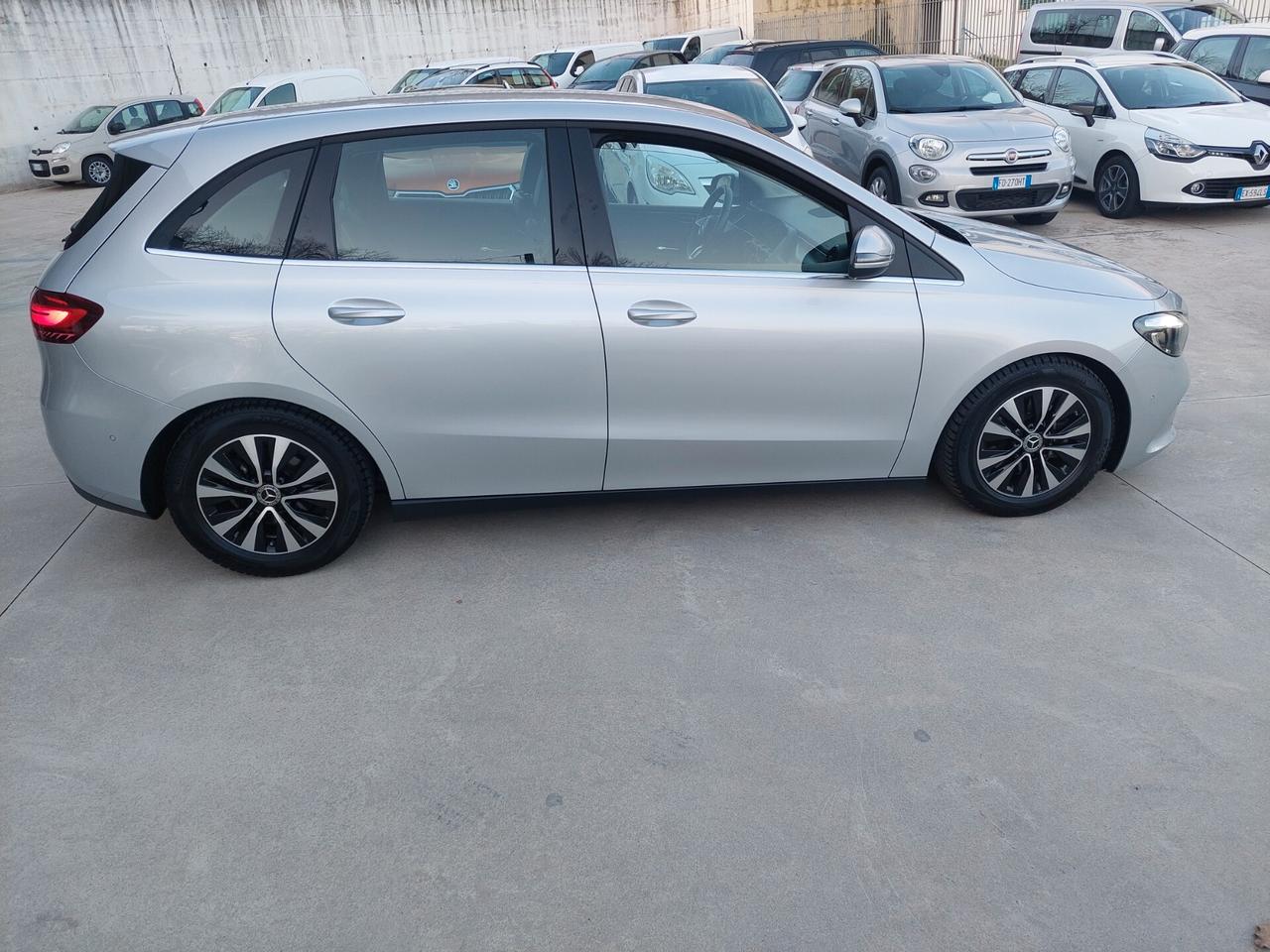 Mercedes-benz B 180 d Automatic AMG Line Premium