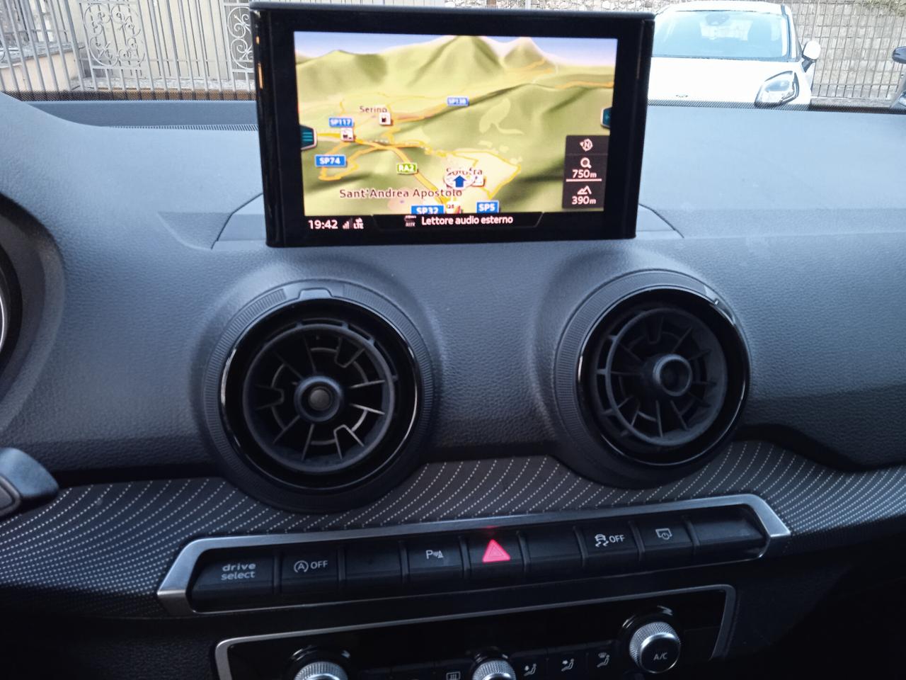 Audi Q2 30 TDI S tronic Admired