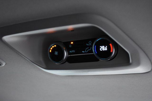 FORD Tourneo Custom 320 2.0 EcoBlue 150CV PL Titanium *9 POSTI*