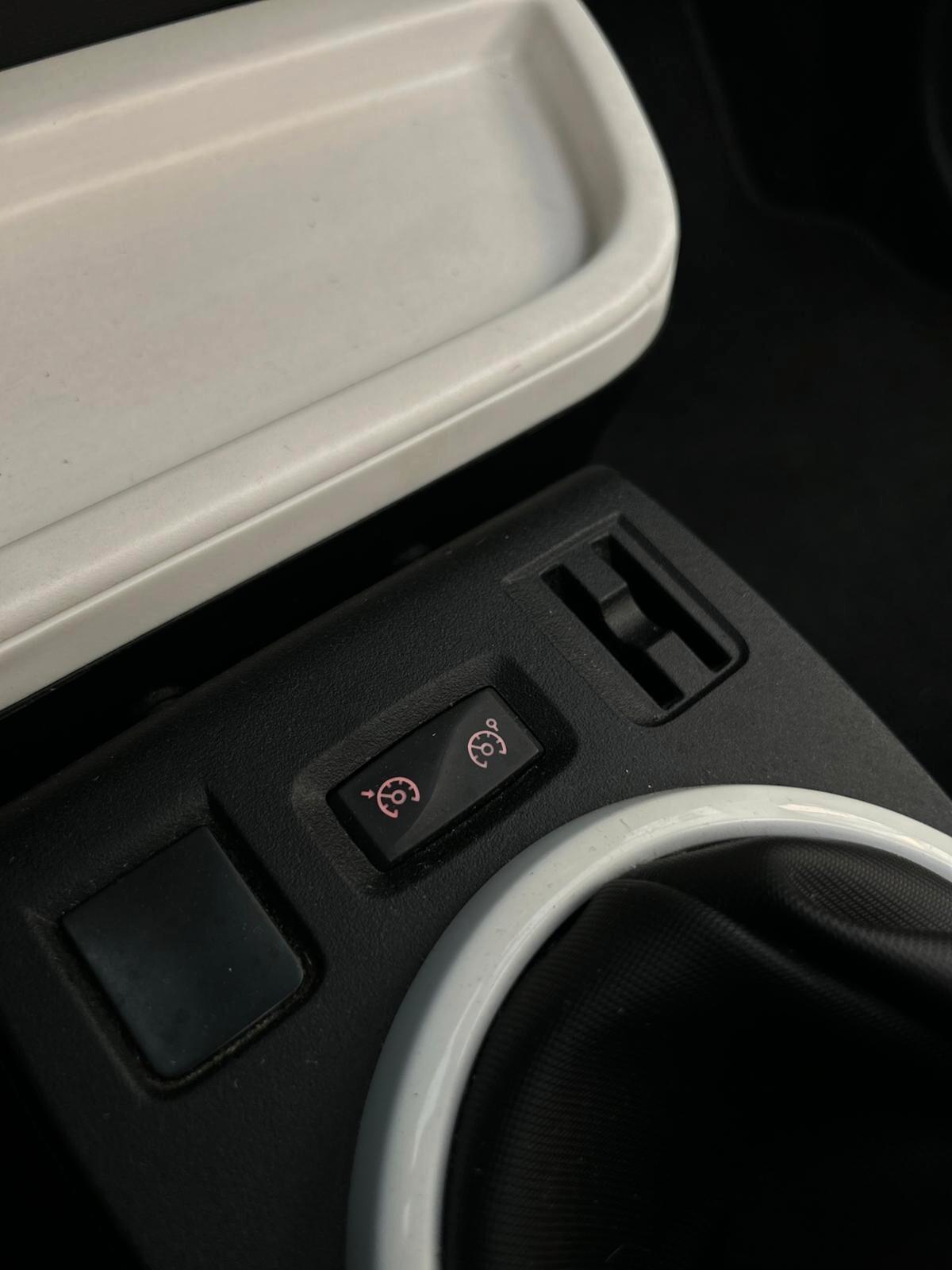 Renault Twingo 1.0 Benzina 70 cv Cabrio