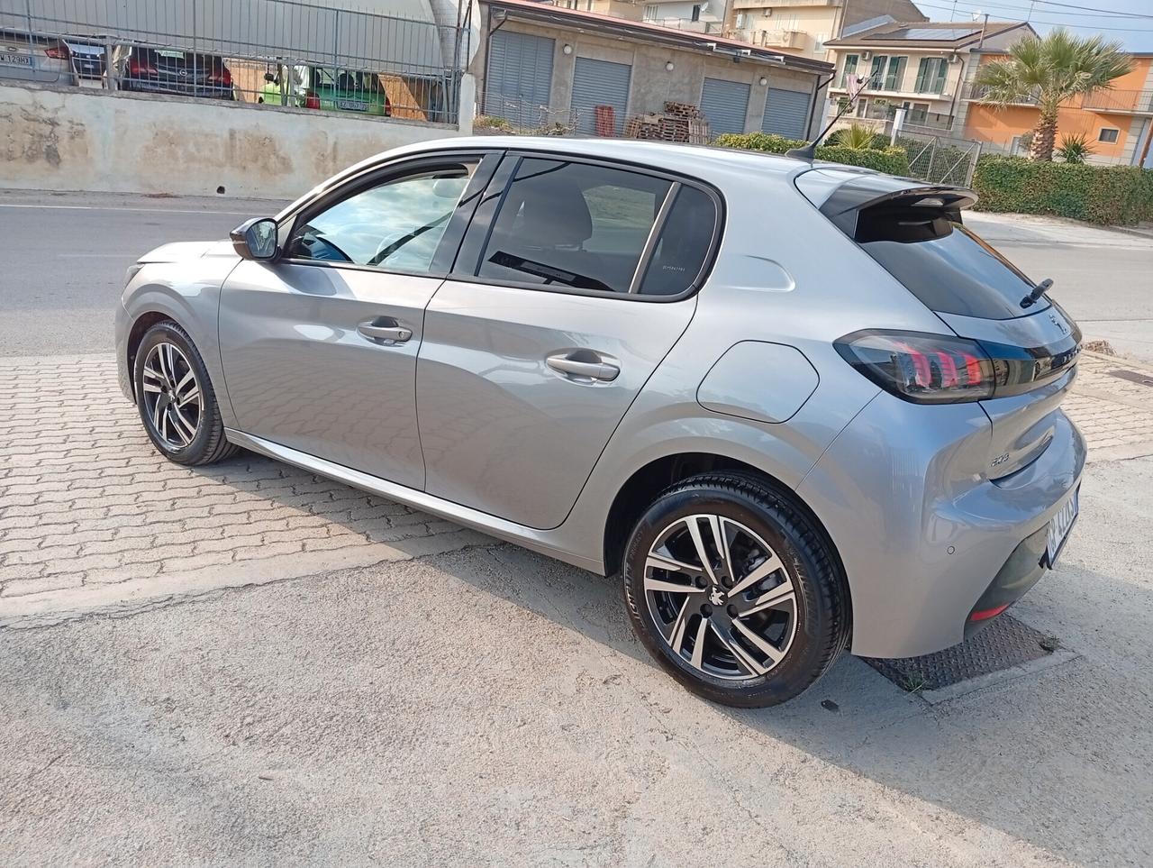 Peugeot 208 BlueHDi 100 Stop&Start 5 porte Allure Pack