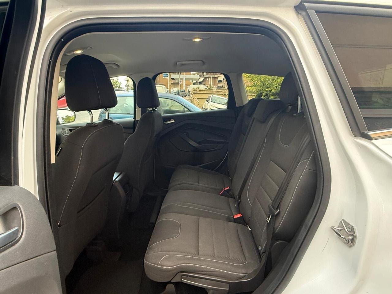 Ford Kuga 2.0 TDCI 150 CV S&S 4WD Titanium