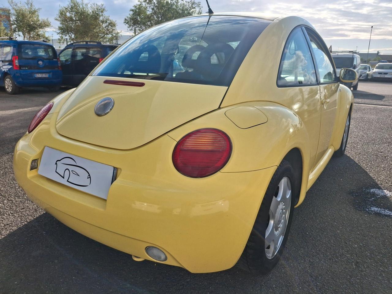 Volkswagen New Beetle 1.6 **SOLO 102mila CHILOMETRI**