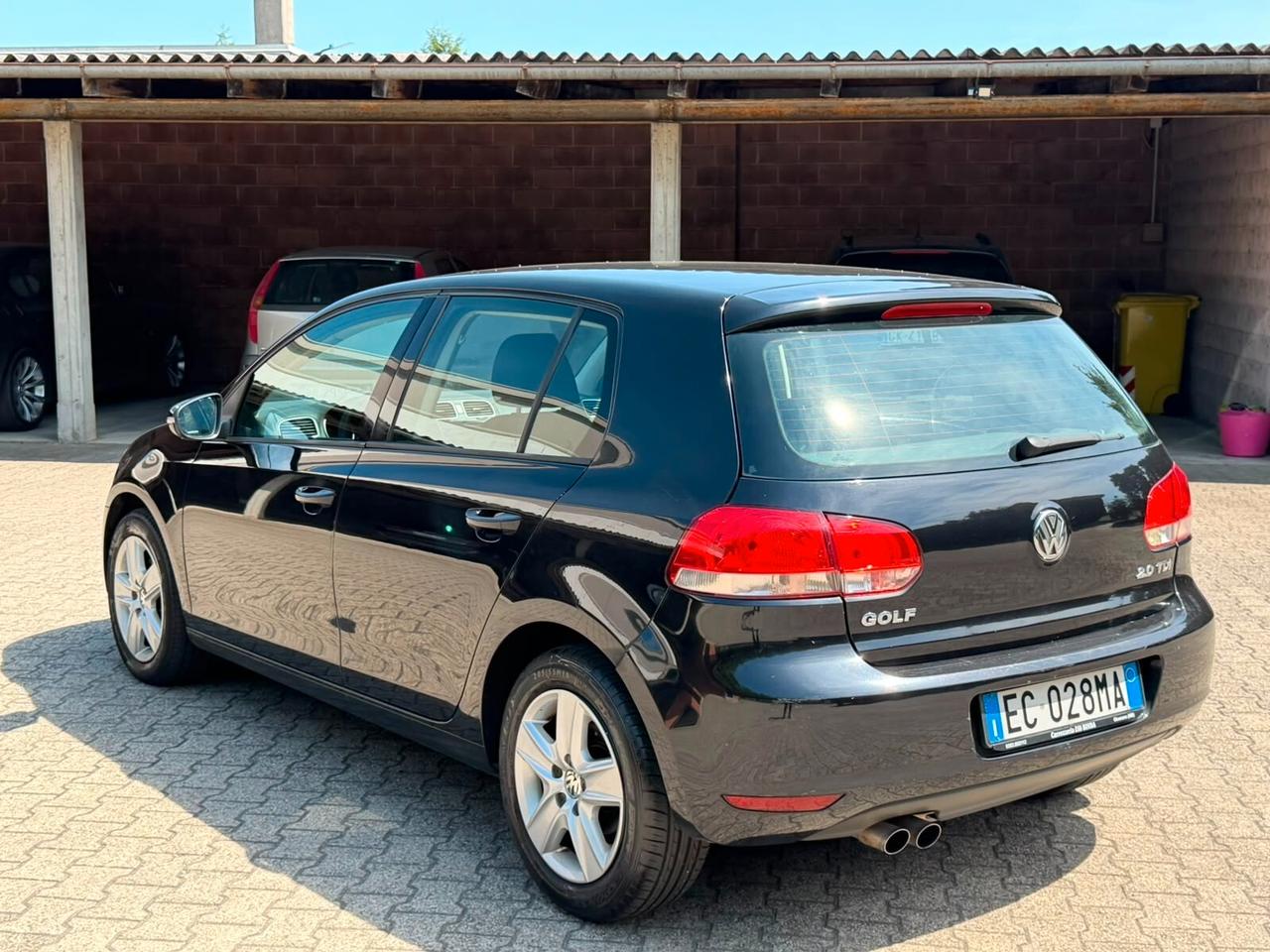Volkswagen Golf 2.0 TDI 140CV DPF DSG 5p. Highline