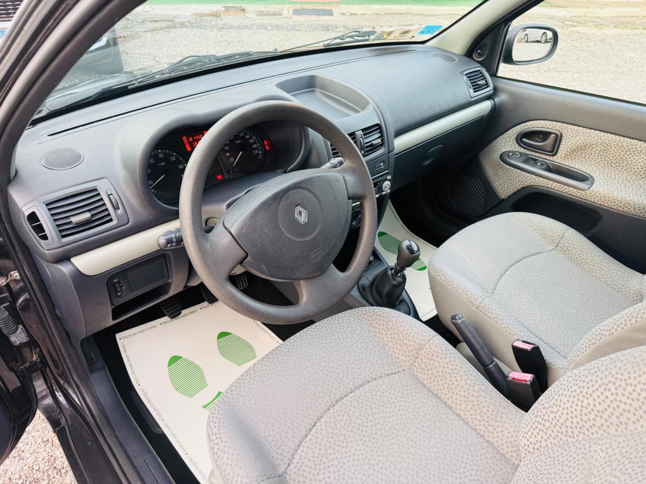 Renault Clio 1.2 16V 5 porte 121.000 km!!