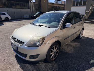 Ford Fiesta 1.4 TDCi 75cv Neopatentati