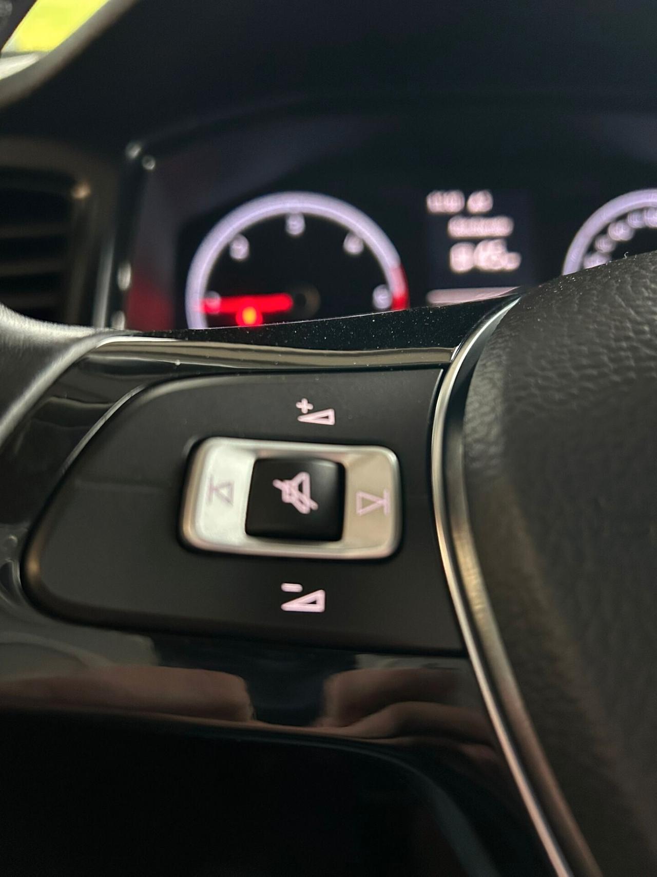 Volkswagen T-Roc 1.6 TDI SCR BlueMotion Technology