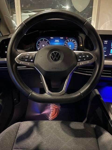 Volkswagen Golf 2.0 tdi Life 115cv dsg