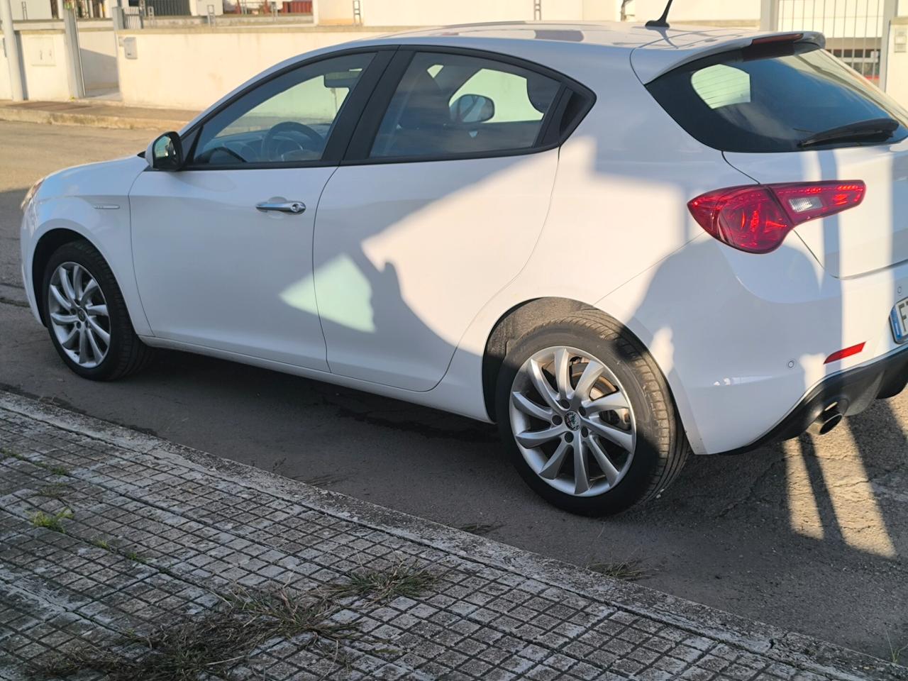 ALFA ROMEO GIULIETTA 1.6 DIESEL 120cv 11/2019 KM 93.000