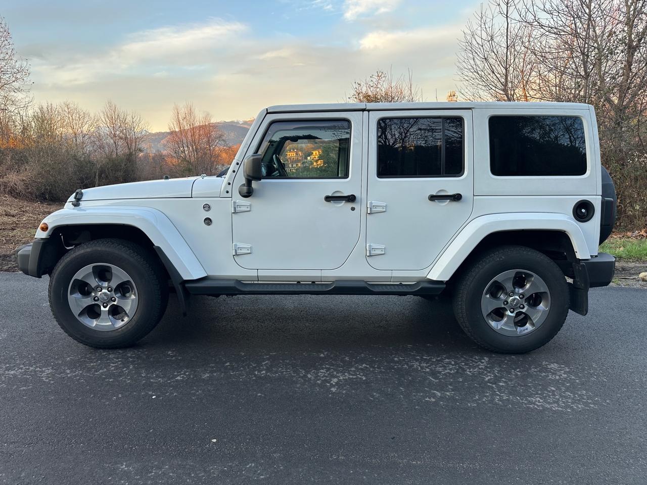 Jeep Wrangler Unlimited 2.8 CRD DPF Sahara Auto - 2016