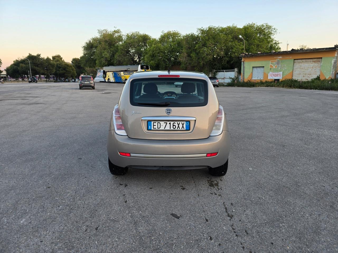 Lancia Ypsilon 1.2 Argento