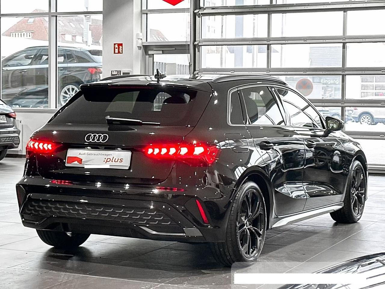 Audi A3 SPORTBACK 35 TFSI S-LINE S-TRON LED NAV SONOS
