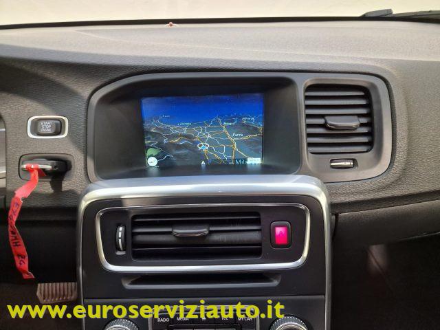 VOLVO V60 D2 1.6 Powershift Kinetic N1