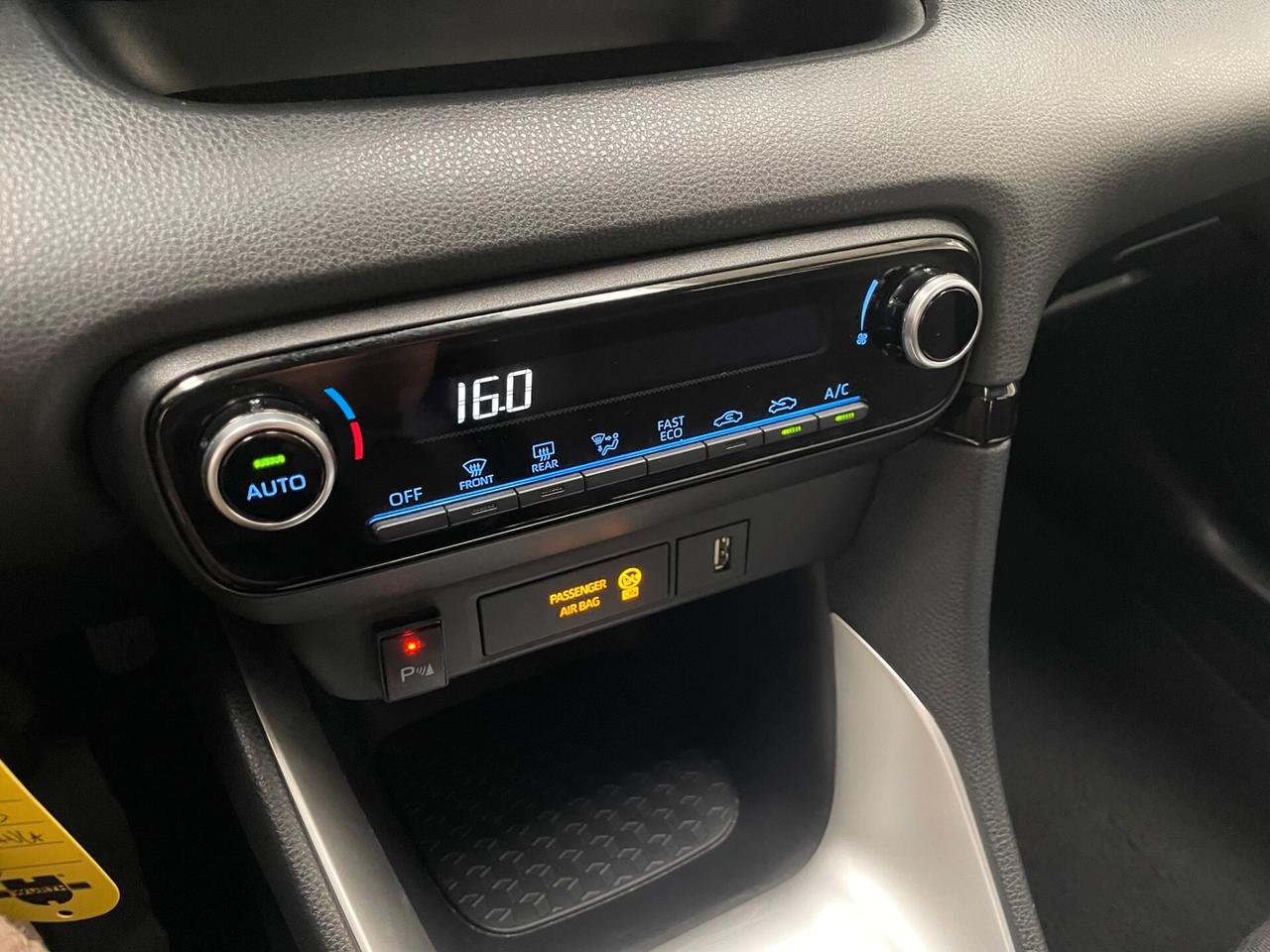 Toyota Yaris 1.5 92 CV Hybrid 5 porte Trend