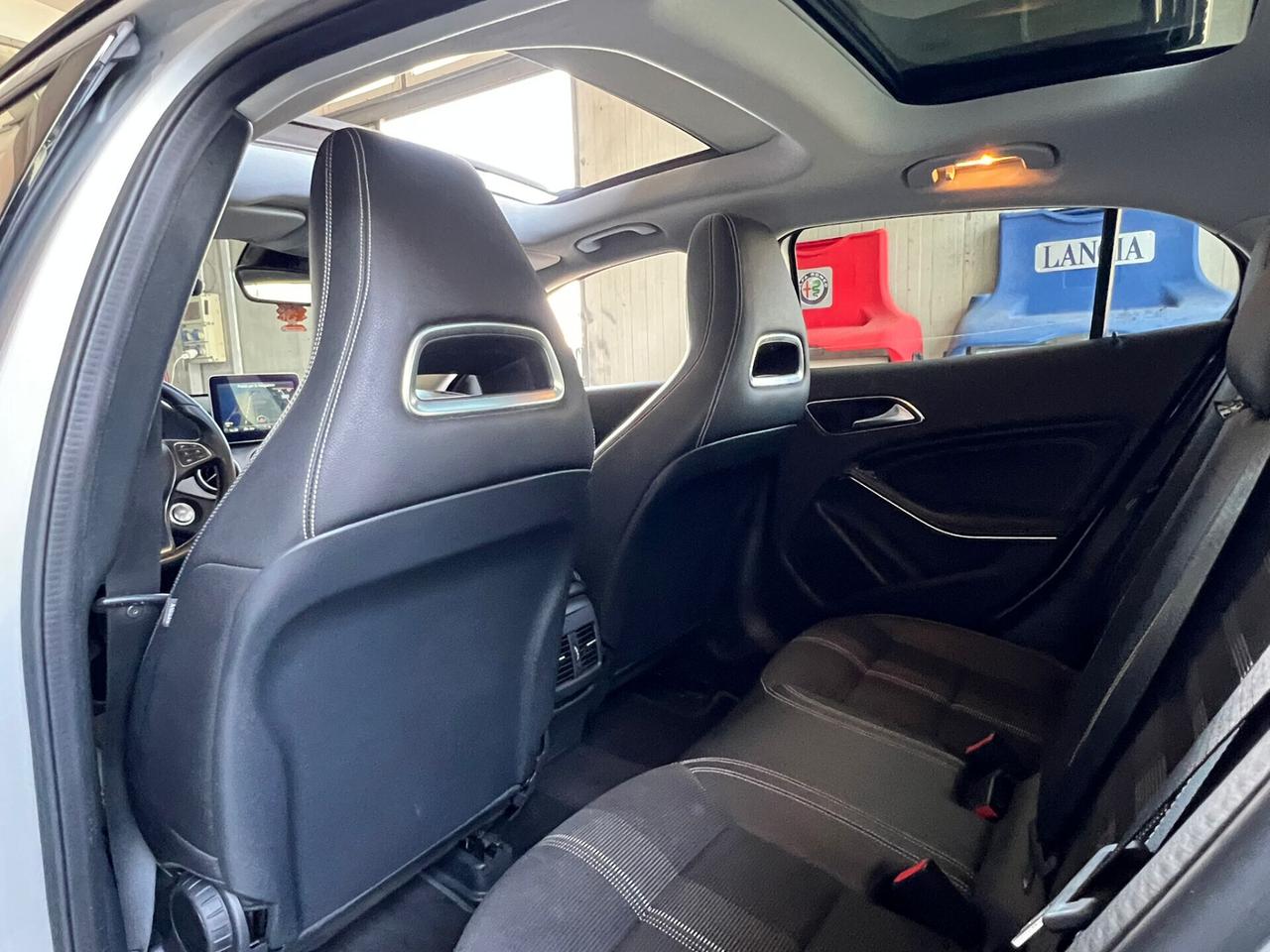 Mercedes-benz GLA 200D 136CV +TETTO 47.000KM