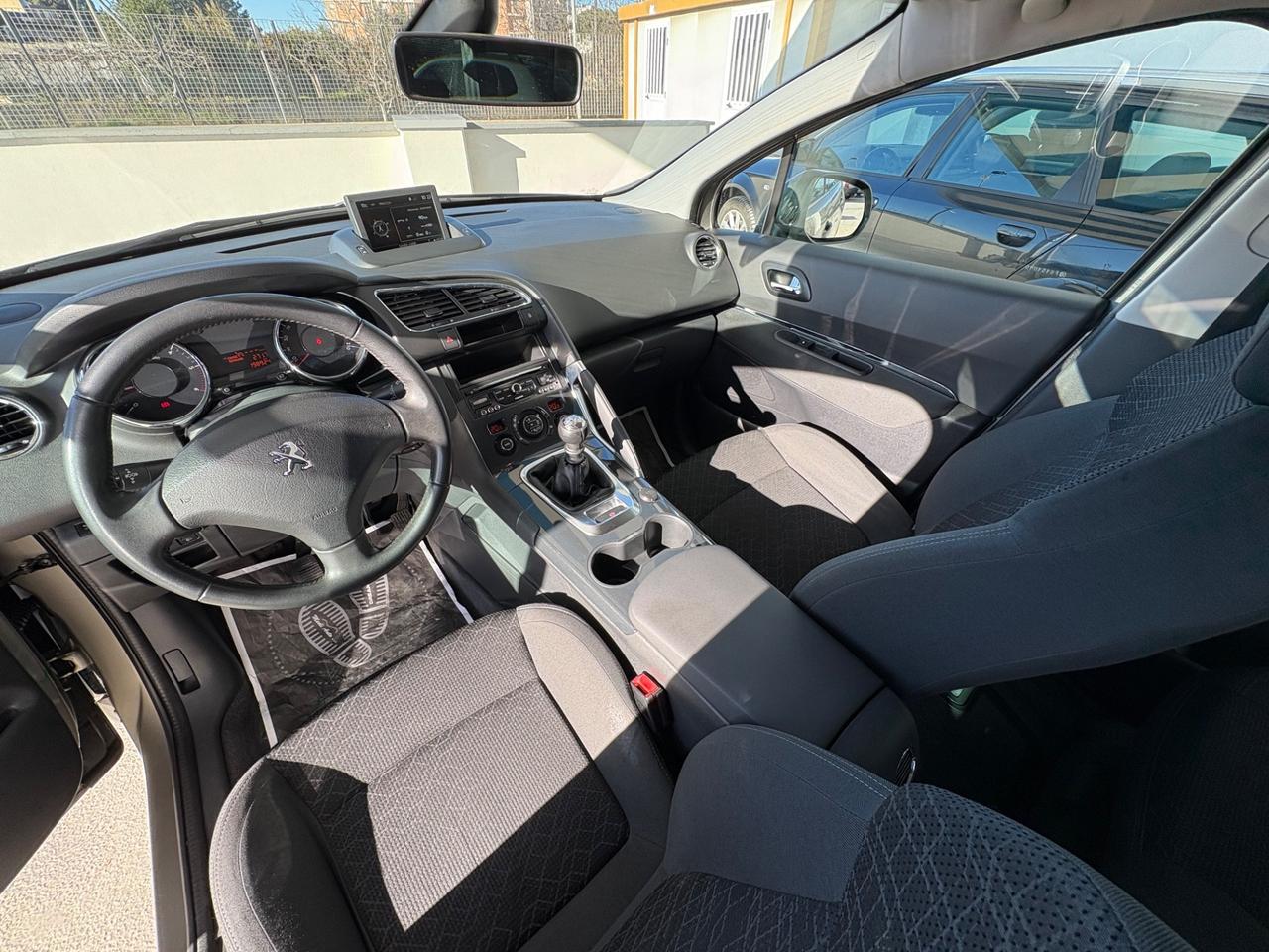 Peugeot 3008 BlueHDi 120 S&S Allure