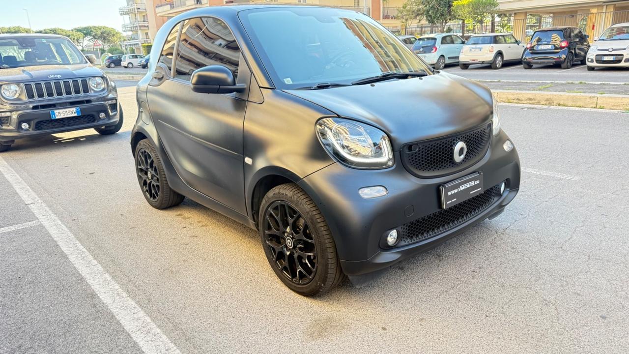 Smart ForTwo 90 0.9 Turbo twinamic Prime LED NAVI KAMERA CERCHI 16 PDC BLUETOOTH BRACCIOLO NERO OPACO