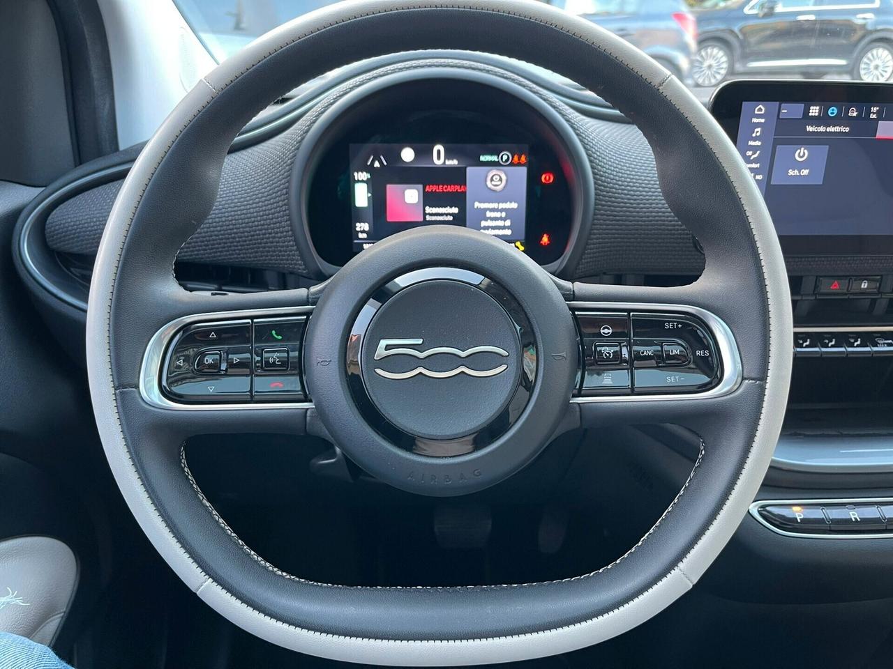Fiat 500 500e Berlina 42 kWh La Prima
