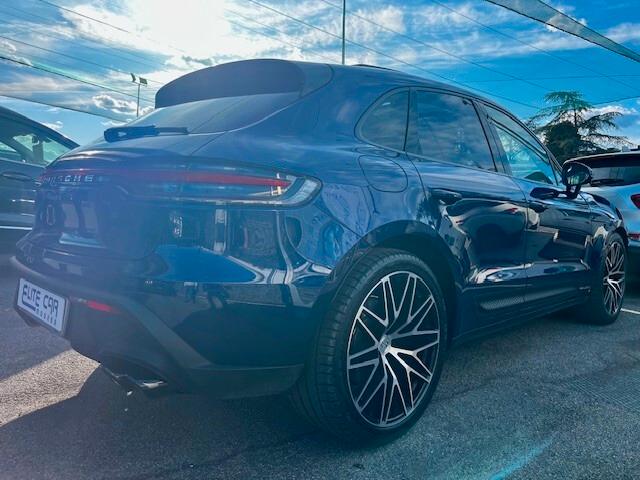 Porsche Macan 2.0 265 CV BENZINA "TETTO APRIB. PANORAMICO / FULL LED / SEDILI SPORTIVI"