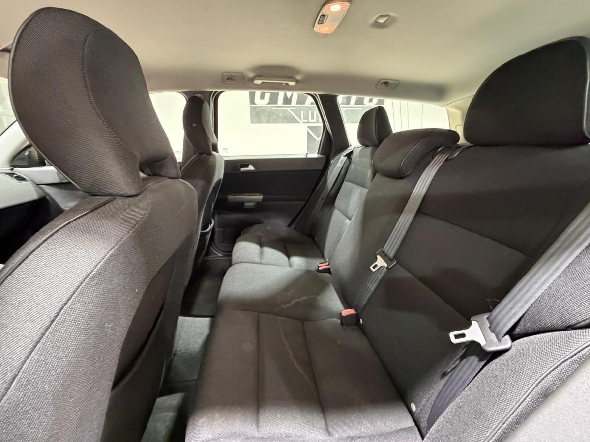 VOLVO - V50 - D2 R-design