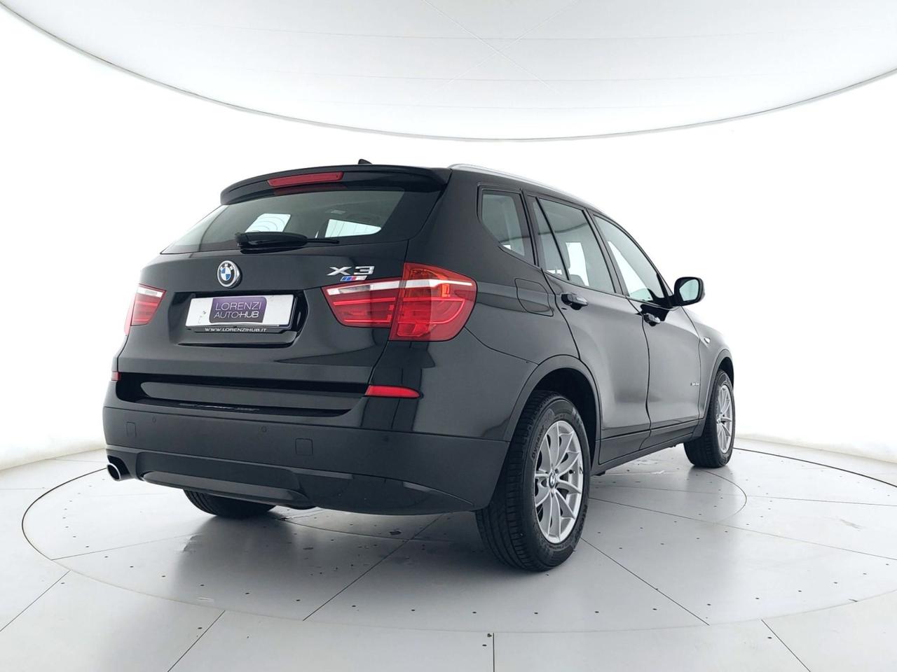 BMW X3 sdrive18d Business auto COMMERCIANTI+C17"